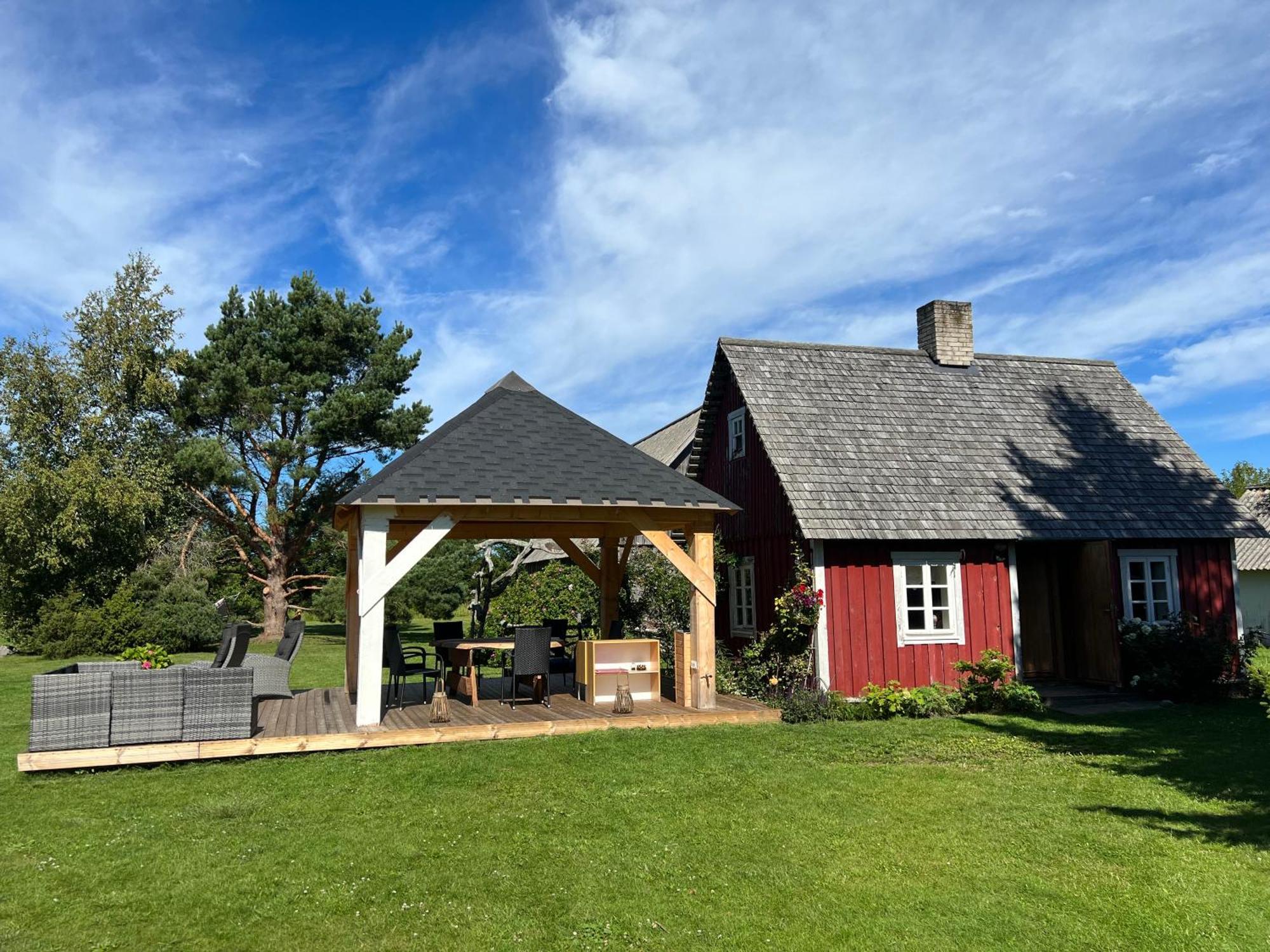 Suurekivi Kuelalistemaja Hotel Reigi Exterior foto