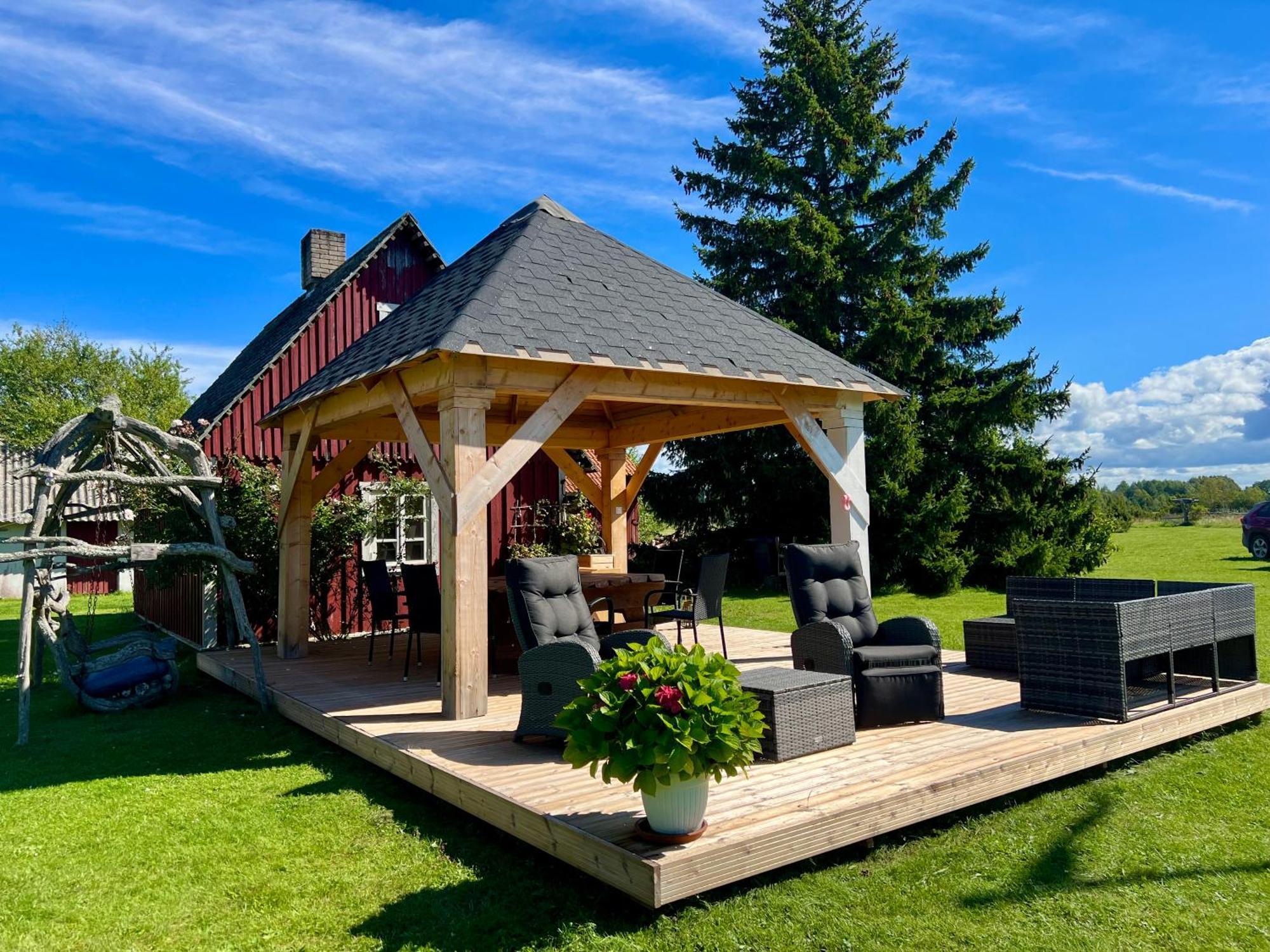 Suurekivi Kuelalistemaja Hotel Reigi Exterior foto