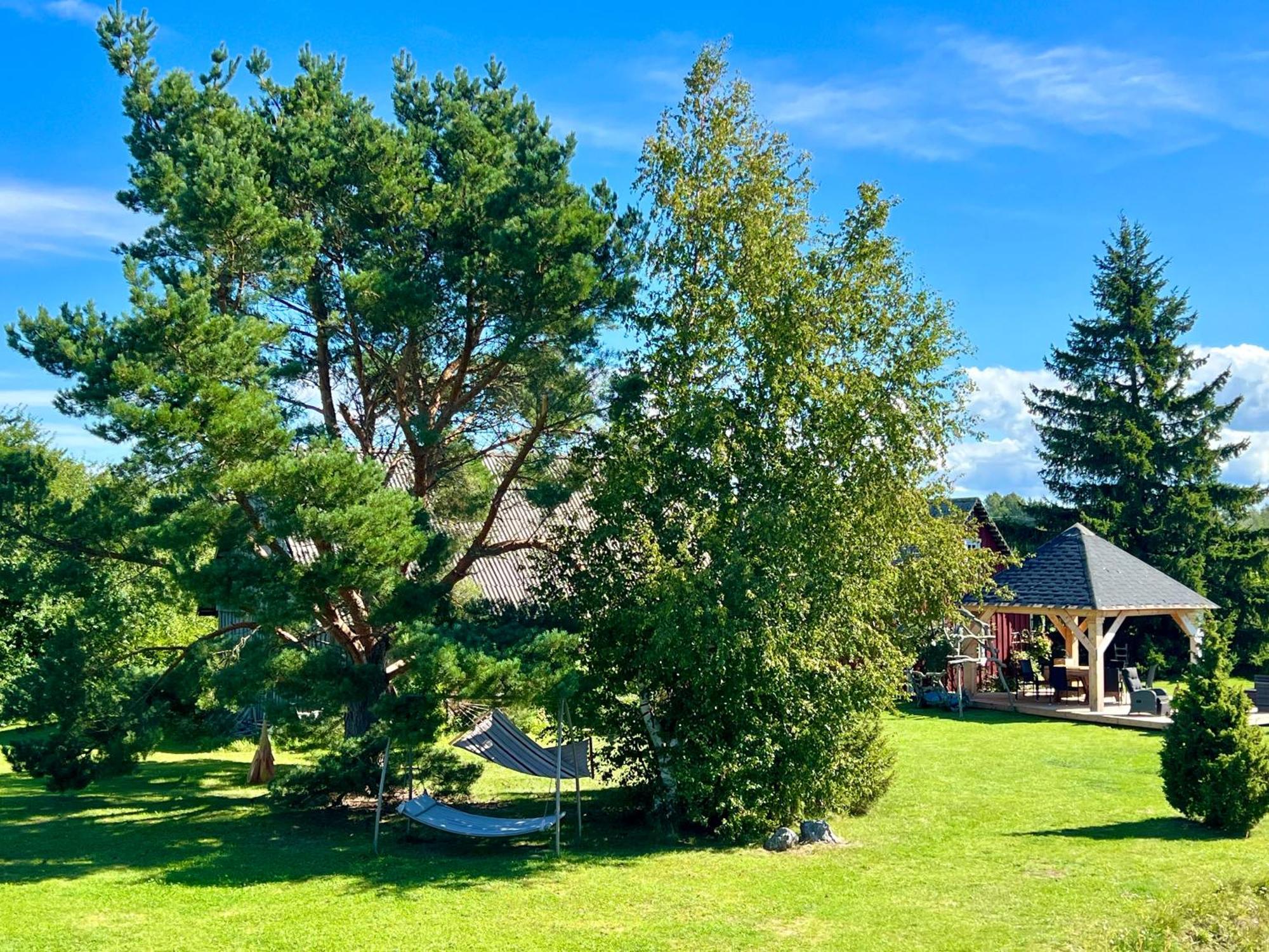 Suurekivi Kuelalistemaja Hotel Reigi Exterior foto